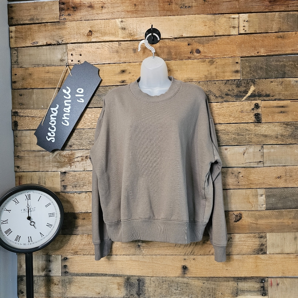 SALE-A new day women's light brown cropped sweatshirt size xl